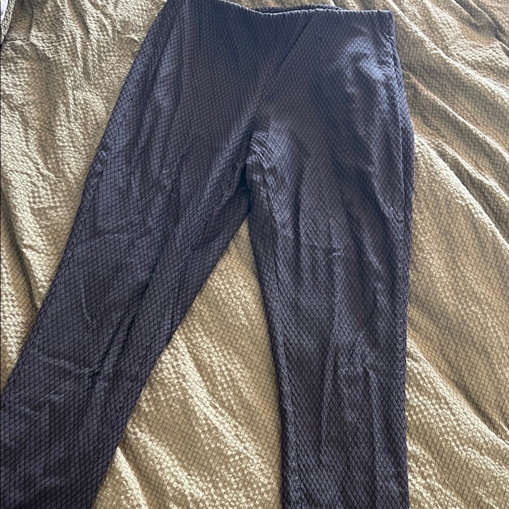 Women's Black Cropped Pants